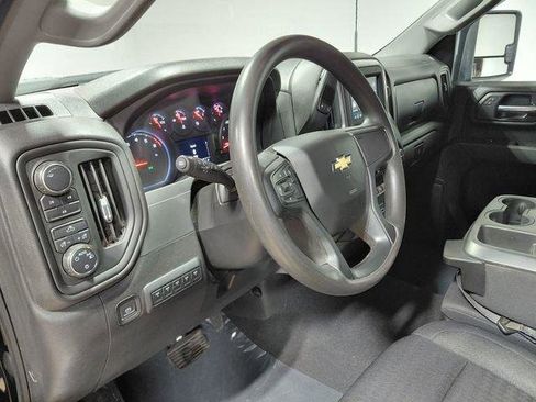 Used 2024 Chevrolet Silverado 2500 Custom w/ Custom Convenience Package AWD/4WD image 28
