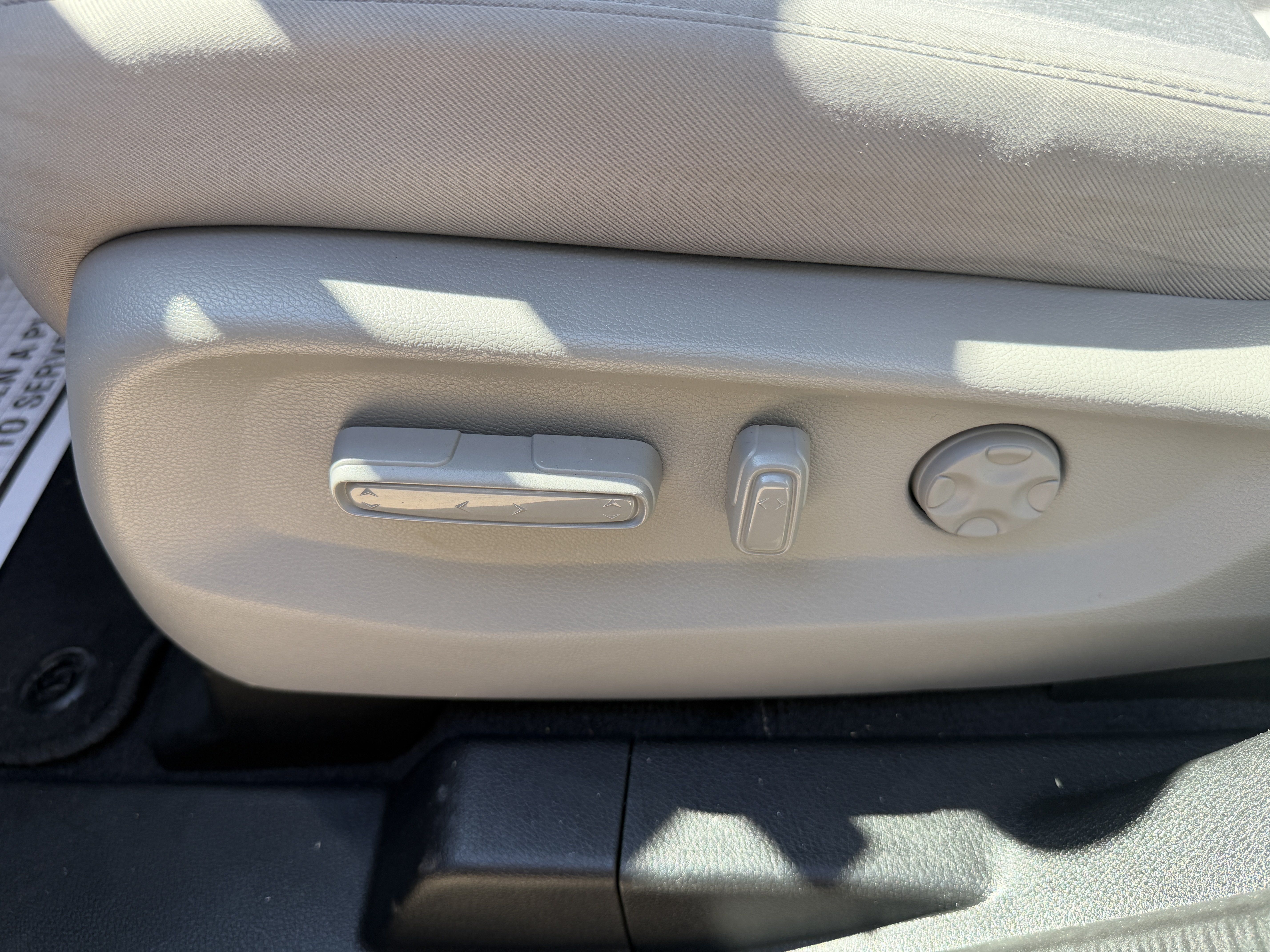 Used 2019 Honda Odyssey EX image 38