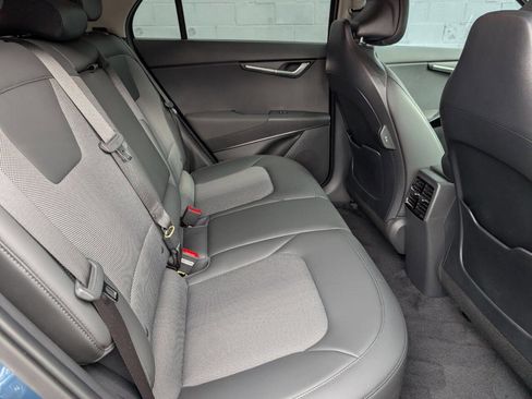 Used 2025 Kia Niro Wind image 9