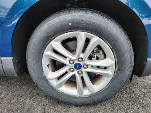 Used 2020 Ford Edge SEL w/ Convenience Package image 7