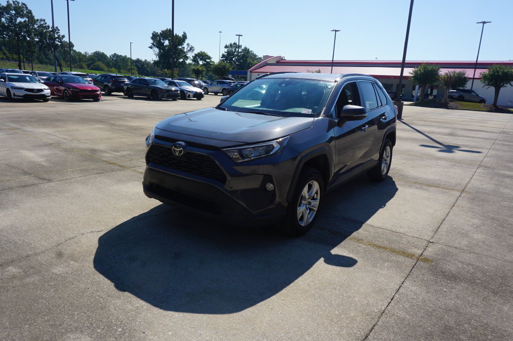 Used 2021 Toyota RAV4 XLE FWD image 24
