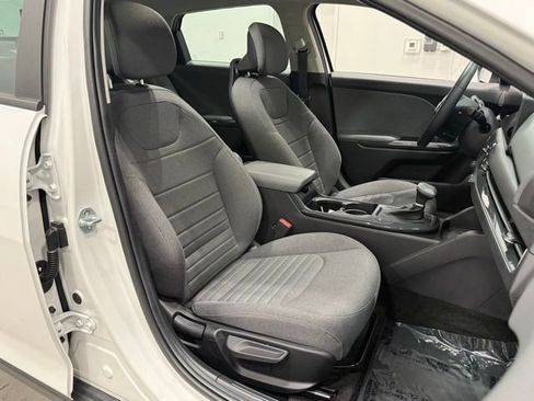 Used 2025 Kia K4 EX FWD image 34