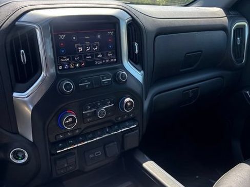 Used 2021 Chevrolet Silverado 1500 LTZ AWD/4WD image 7
