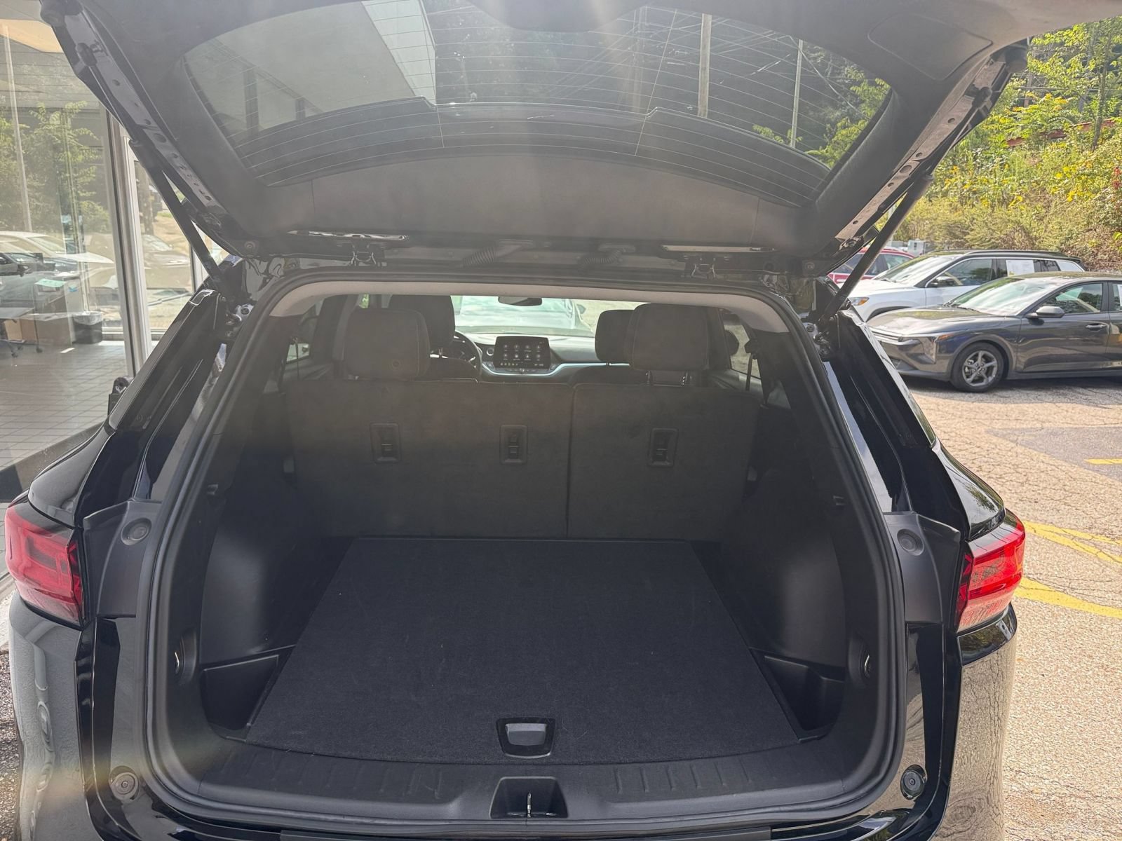 Used 2026 Chevrolet Blazer LT FWD image 31