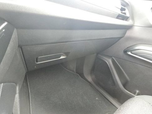 Used 2025 Chevrolet Traverse LT FWD image 30