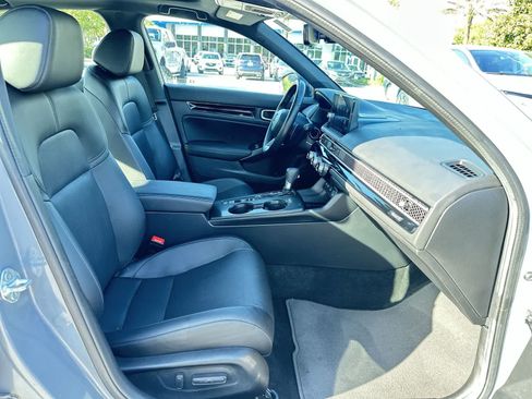Used 2025 Honda Civic Sport Touring image 17