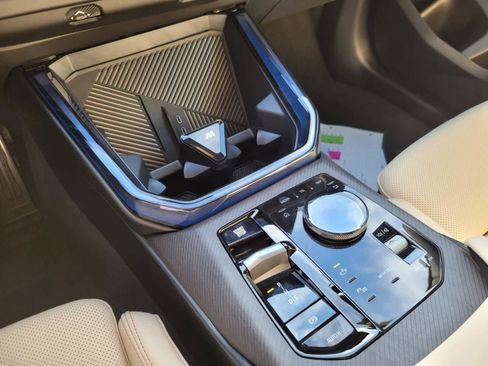 New 2025 BMW X3 xDrive30i w/ M Sport Package image 9