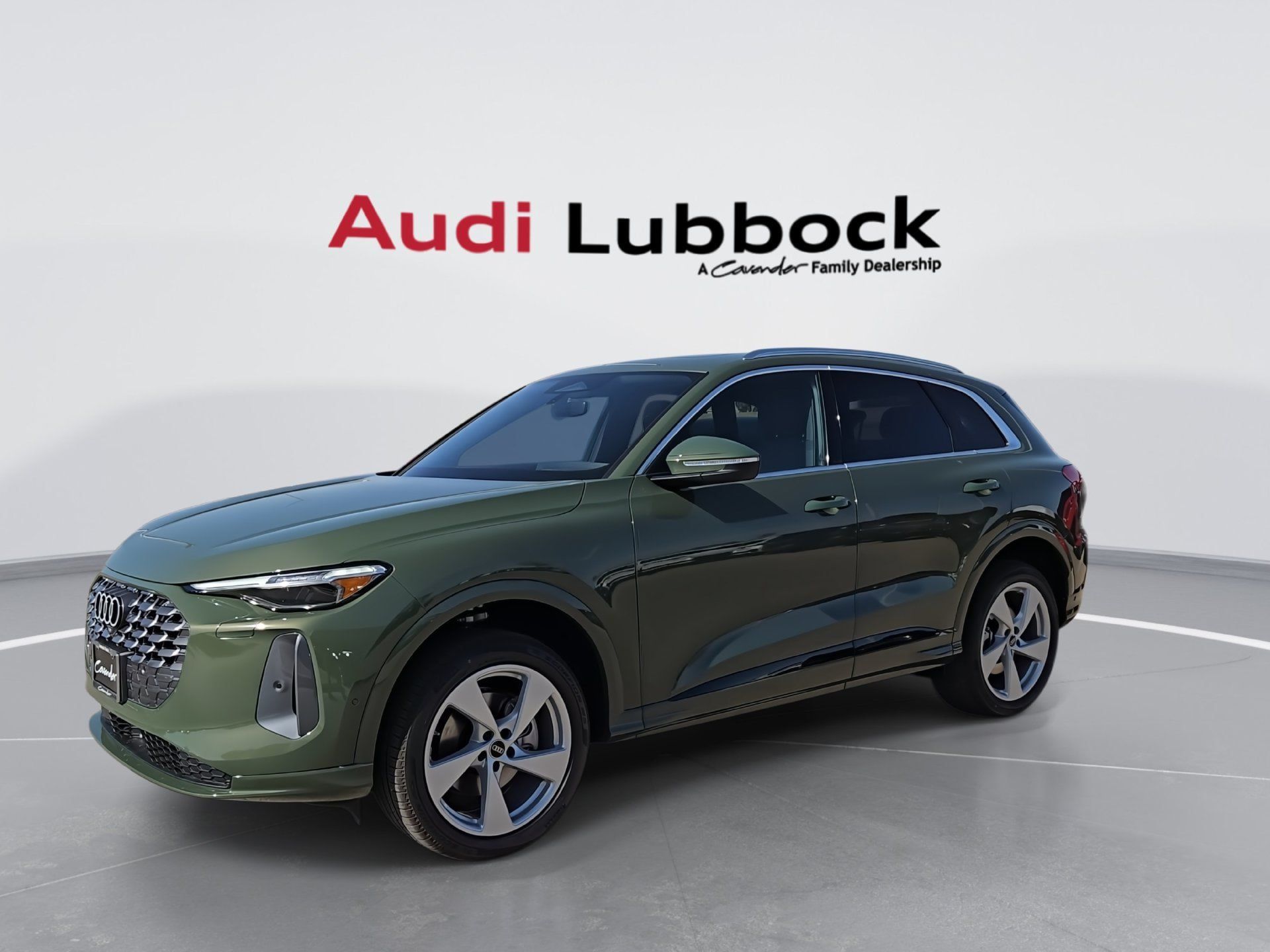 Used 2026 Audi Q5 Premium Plus w/ Premium Plus AWD/4WD image 4