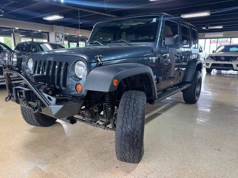 Used 2008 Jeep Wrangler Unlimited X AWD/4WD image 3