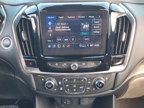 Used 2022 Chevrolet Traverse Premier w/ Redline Edition FWD image 12