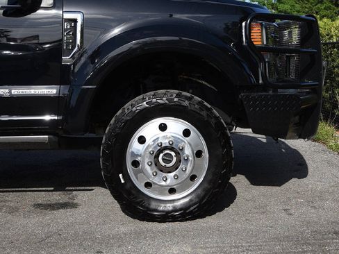 Used 2022 Ford F450 Platinum w/ FX4 Off-Road Package AWD/4WD image 12