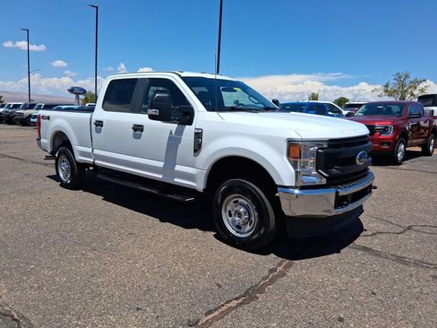 Used 2022 Ford F250 XL w/ Power Equipment Group AWD/4WD image 7
