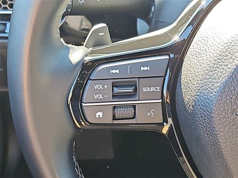 Certified 2025 Honda Civic Sport image 18