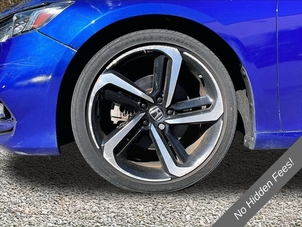 Used 2018 Honda Accord Sport image 8