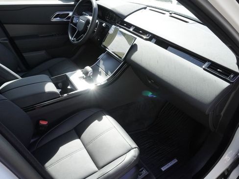 New 2026 Land Rover Range Rover Velar S AWD/4WD image 21