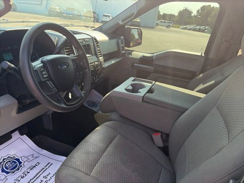 Used 2016 Ford F150 XLT AWD/4WD image 16