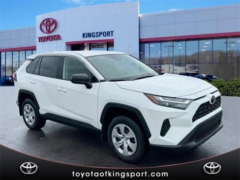 Used 2025 Toyota RAV4 LE image 7