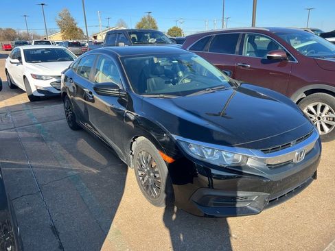 Used 2017 Honda Civic LX image 3