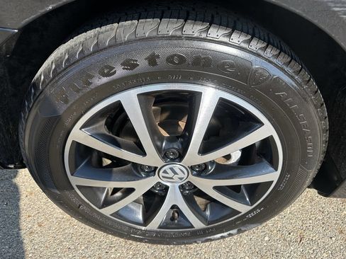 Used 2018 Volkswagen Jetta SE image 29