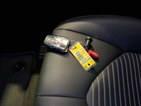 Used 2023 Toyota Camry SE w/ Convenience Package image 14