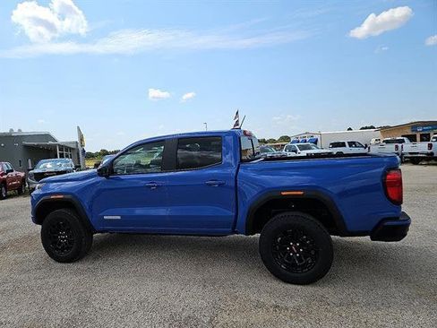 New 2026 GMC Canyon Elevation w/ Convenience Package image 2