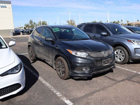 Used 2022 Honda HR-V Sport image 3