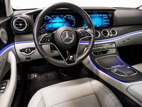 Used 2022 Mercedes-Benz E 450 4MATIC Sedan w/ Driver Assistance Package image 15