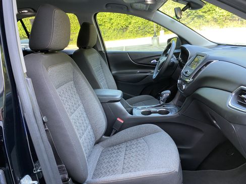Used 2023 Chevrolet Equinox LT FWD image 33
