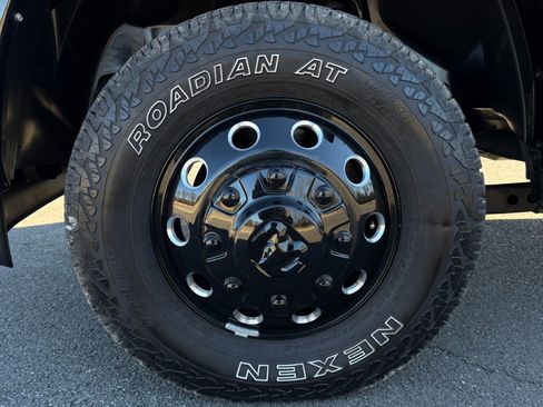 Used 2023 RAM 3500 Limited image 20