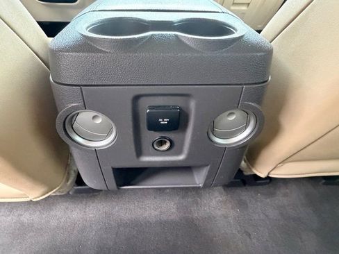 Used 2011 Ford F250 Lariat w/ Lariat Interior Pkg image 19