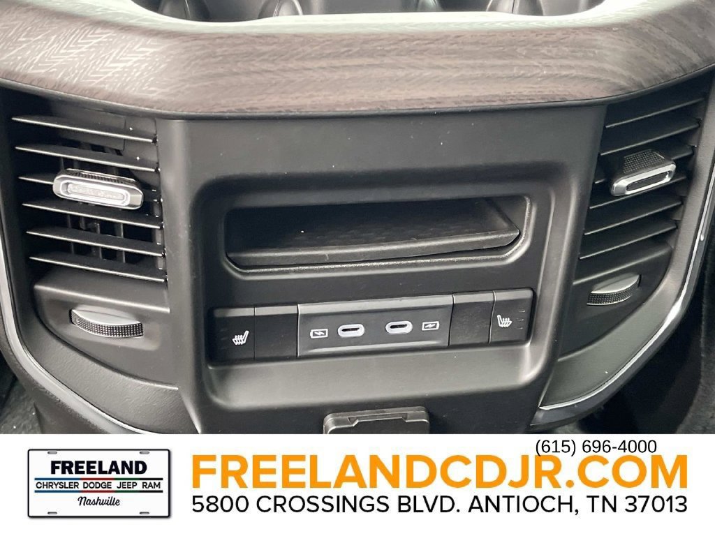 New 2026 RAM 2500 Laramie AWD/4WD image 16
