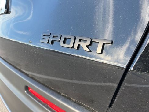 Certified 2026 Honda HR-V Sport image 9