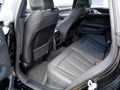 Used 2024 BMW i4 xDrive40i image 15