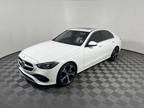 Used 2024 Mercedes-Benz C 300 Sedan image 9