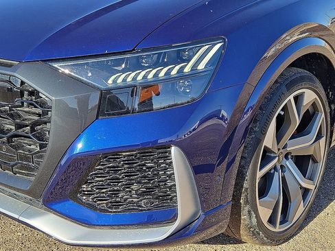 Used 2024 Audi RS Q8 4.0T image 9