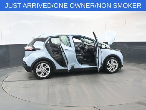 Used 2023 Chevrolet Bolt LT image 30