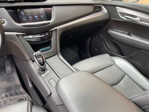 Used 2019 Cadillac XT5 Luxury AWD/4WD image 18