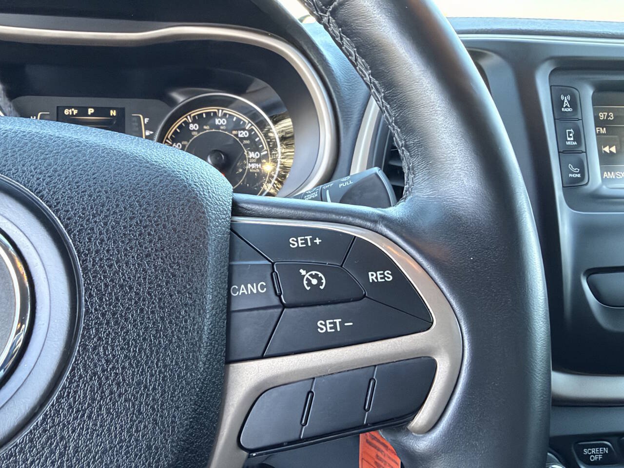 Used 2016 Jeep Cherokee Sport w/ Cold Weather Group AWD/4WD image 13