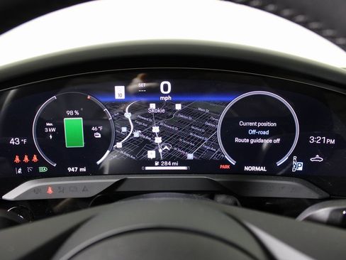 Used 2025 Porsche Taycan image 22