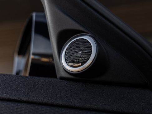 Used 2023 Land Rover Range Rover Evoque R-Dynamic S image 18