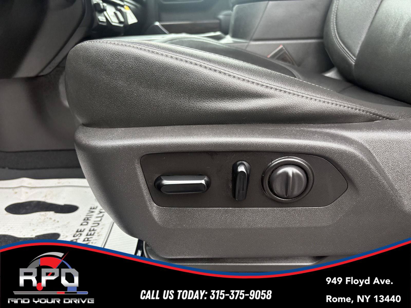 Used 2021 GMC Sierra 1500 SLT w/ SLT Premium Package AWD/4WD image 20