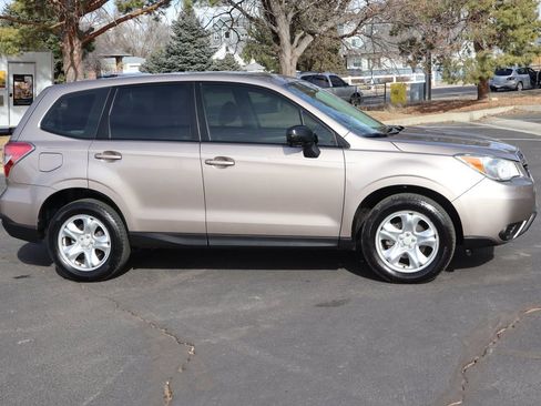 Used 2014 Subaru Forester 2.5i image 3