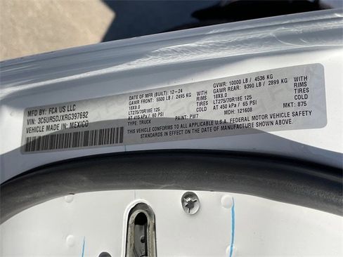 Used 2024 RAM 2500 Big Horn w/ Safety Group image 31