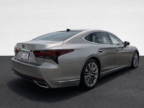 Used 2022 Lexus LS 500 w/ Interior Upgrade Package image 4