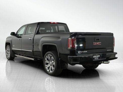 Used 2018 GMC Sierra 1500 Denali w/ Denali Ultimate Package image 3