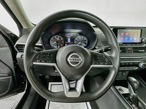 Used 2021 Nissan Altima 2.5 S FWD image 11