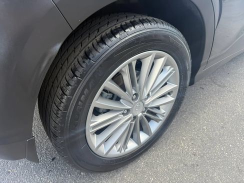 Used 2019 Hyundai Kona SEL FWD image 28