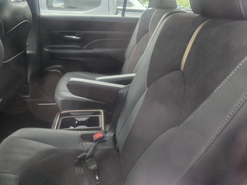 Certified 2025 Toyota Grand Highlander AWD Hybrid image 21