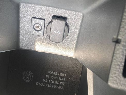Used 2015 Volkswagen Passat 1.8T Limited Edition FWD image 32