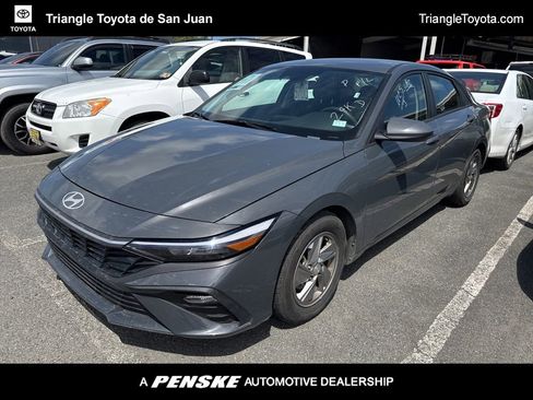 Used 2025 Hyundai Elantra SE FWD image 1